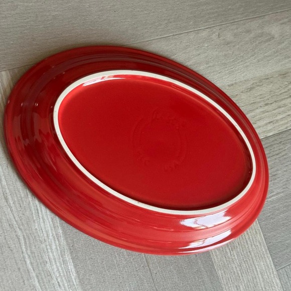 Fiesta Red Oval Serving Platter 13 Inch Ceramic Dinnerware Retro Kitchenware - Picture 2 of 7